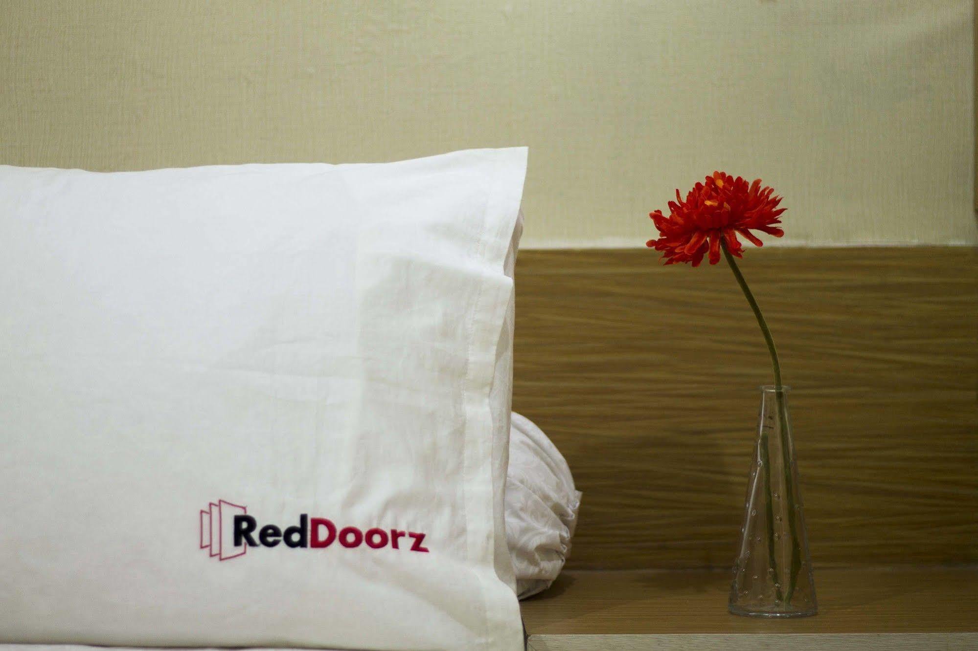 Reddoorz Near Thamrin Rumah tetamu Jakarta